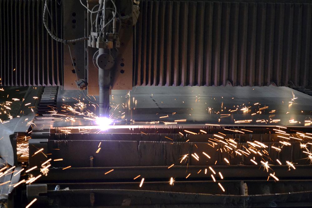 laser cutting metal